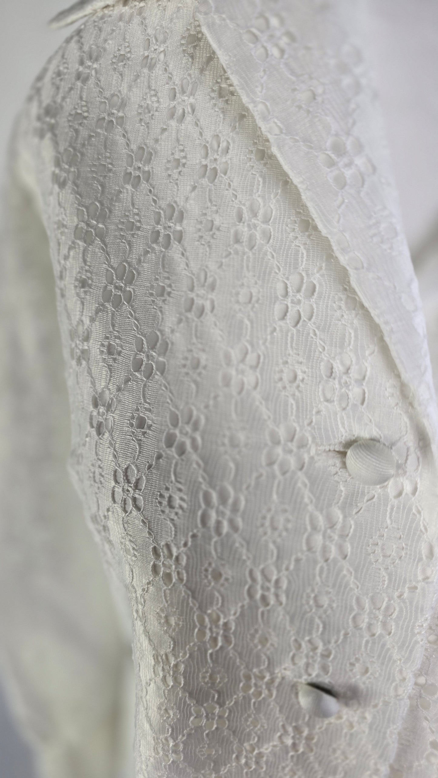Liberty House Hawaii Vintage White Eyelet Lace Shirt Dress