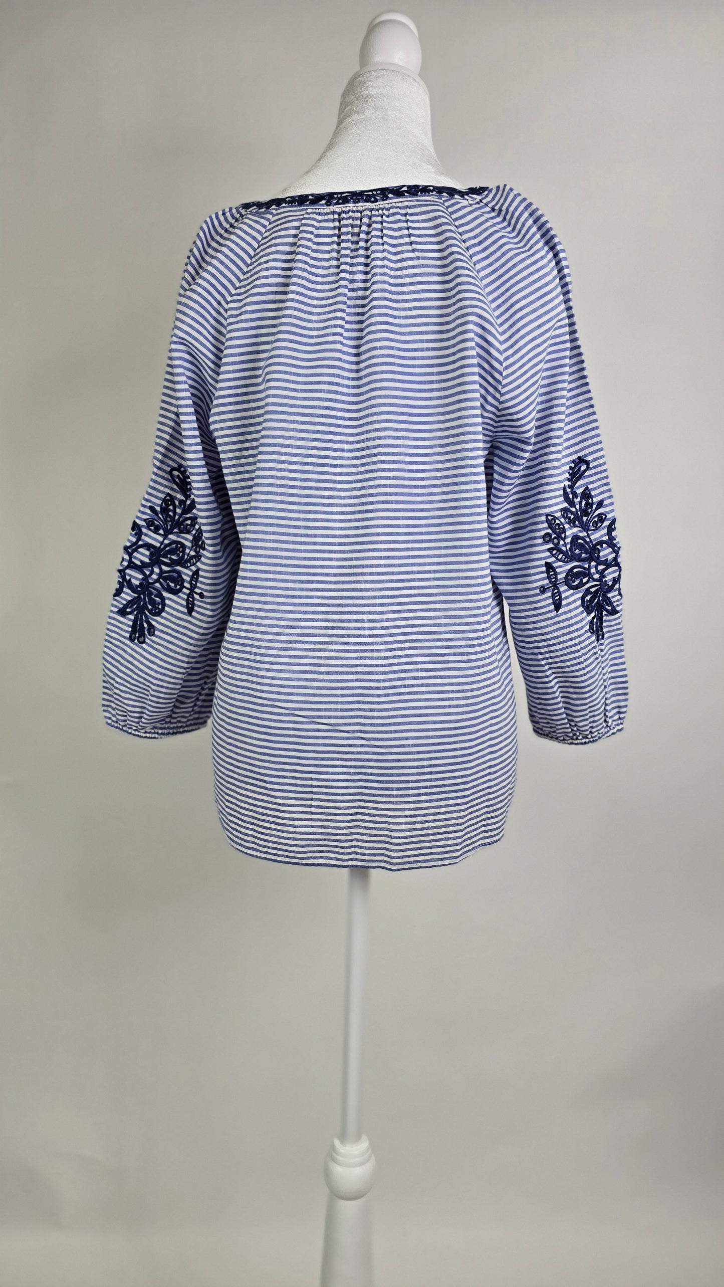 Talbots Linen Stripe Tunic | Navy Crochet Embroidered Bib | Balloon Sleeve | Size M