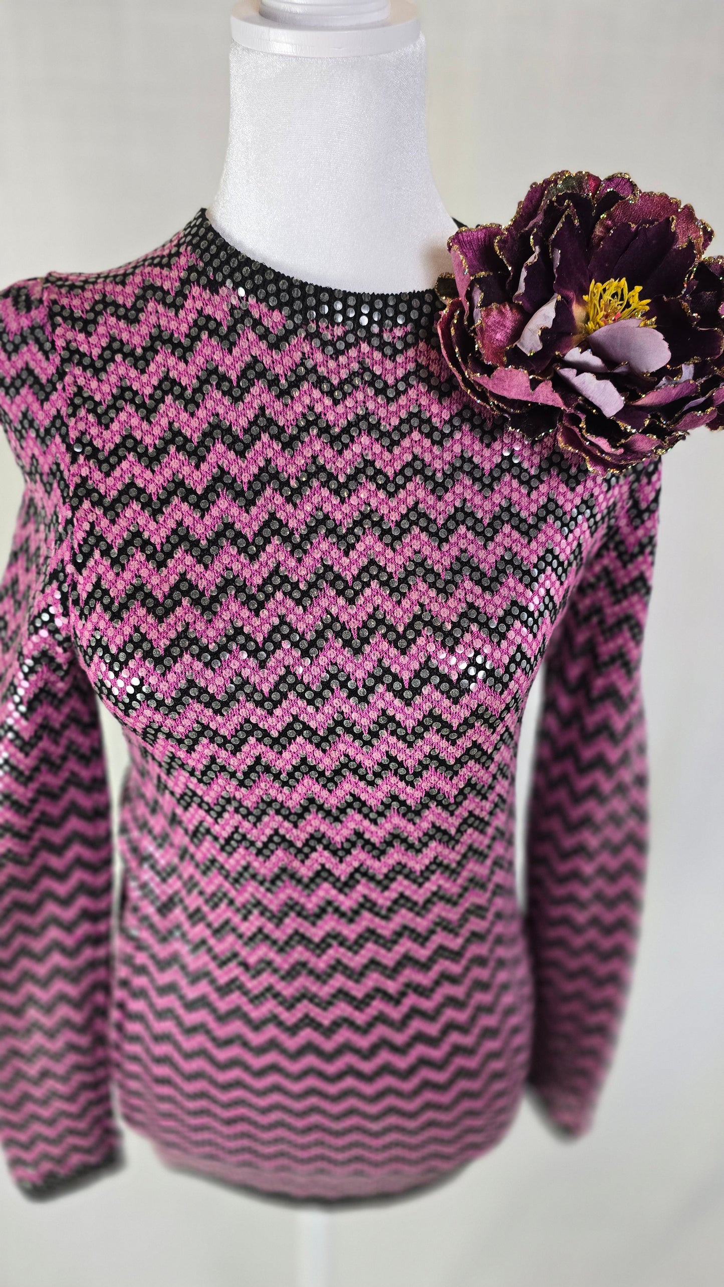 Vintage St. John by Marie Gray Chevron Sequin Knit Sweater
